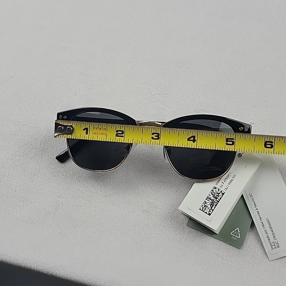 NWT H&M recycled gold trim‎ sunglasses UV 400